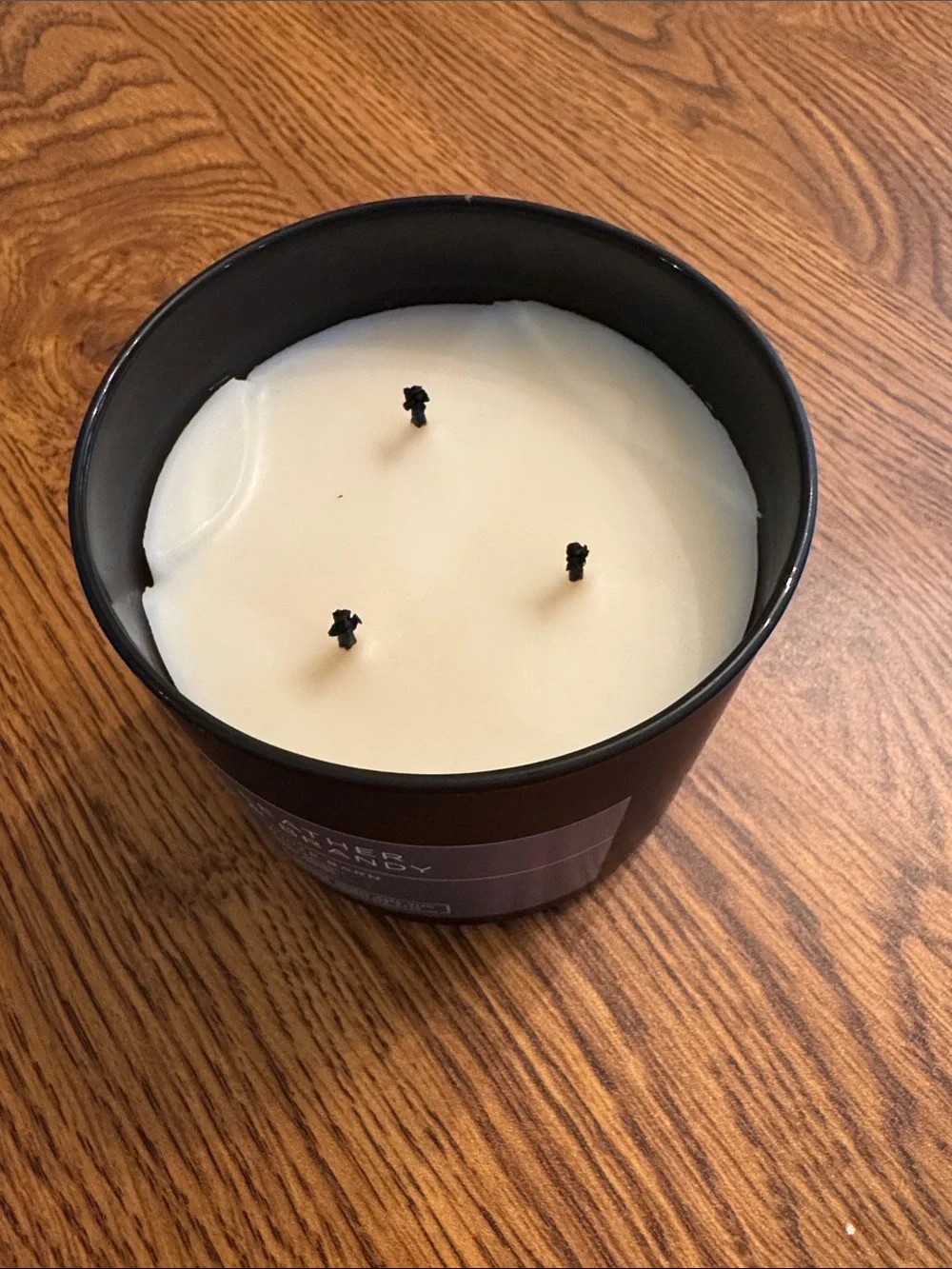 White Barn Leather & Brandy Candle - Black Jar with Cream Lid